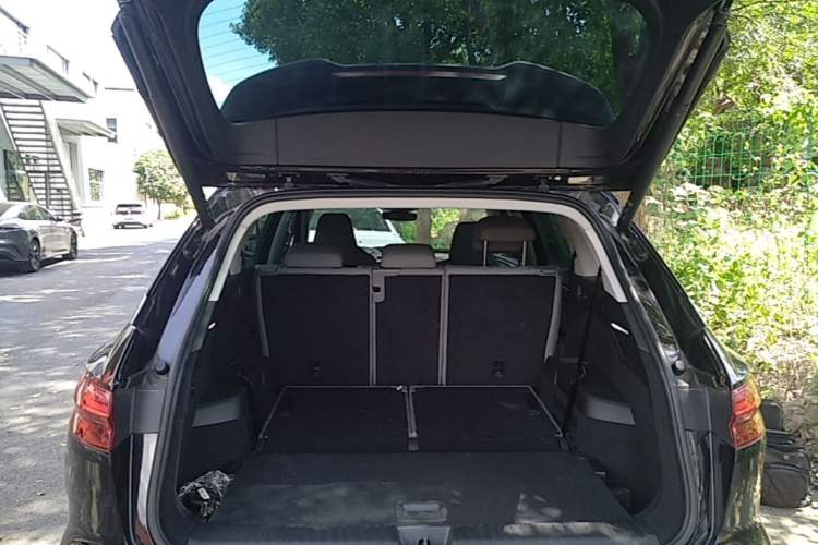 Used Audi Q5 e-tron 2023 40 e-tron Starry Edition Luxury Package Trunk