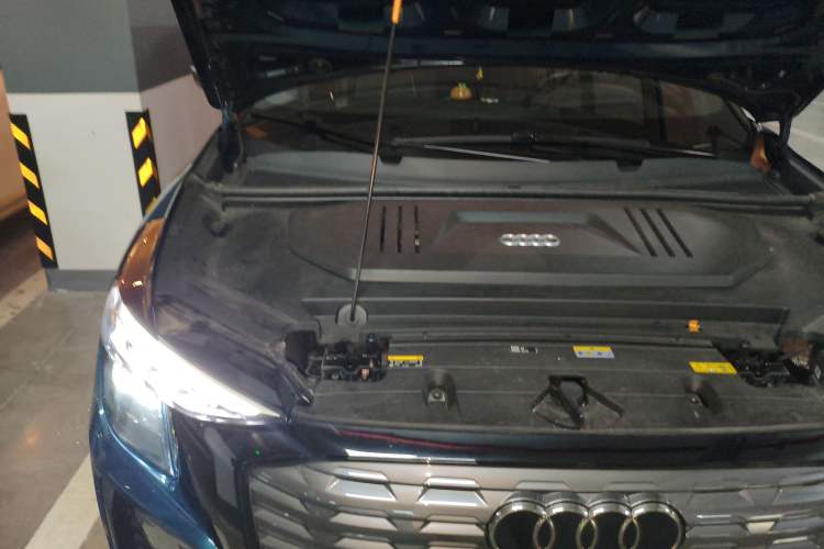 Used Audi Q5 e-tron 2023 40 e-tron Starry Edition Mecha Kit Engine Bay Right