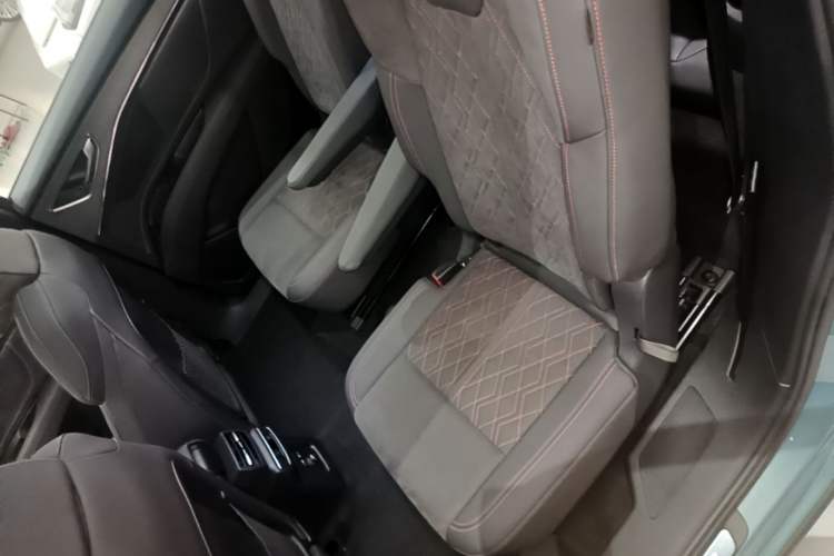 Used Audi Q5 e-tron 2023 40 e-tron Shining Edition Brocade Suit Left Rear Seat