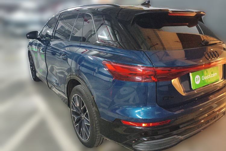 Used Audi Q5 e-tron 2023 40 e-tron Starry Edition Mecha Kit Rear Left 45 Deg