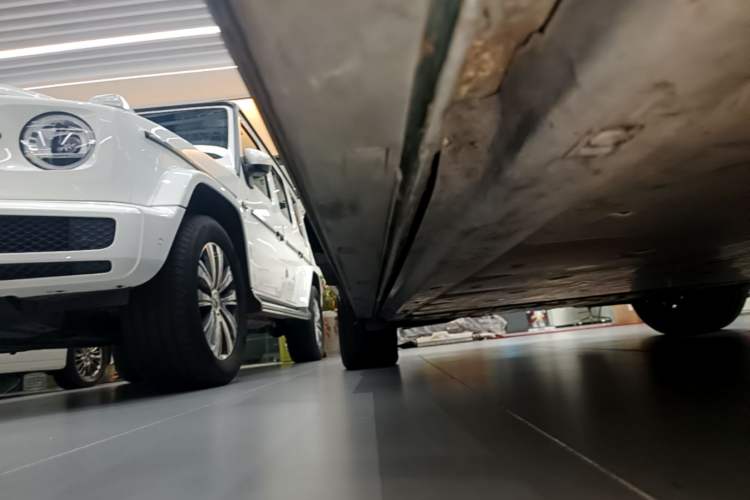 Used Audi Q5 e-tron 2023 40 e-tron Shining Edition Brocade Suit Right Side Sill