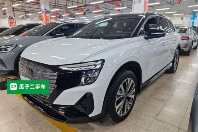 Used Audi Q5 e-tron 2023 40 e-tron Shining Edition Mecha Kit