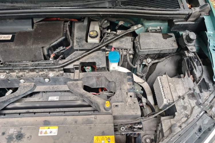 Used Audi Q5 e-tron 2023 40 e-tron Starry Edition Mecha Kit Engine Bay Left