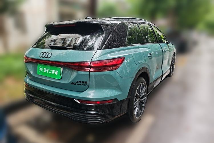 Used Audi Q5 e-tron 2023 40 e-tron Starry Edition Mecha Kit Rear Right 45 Deg