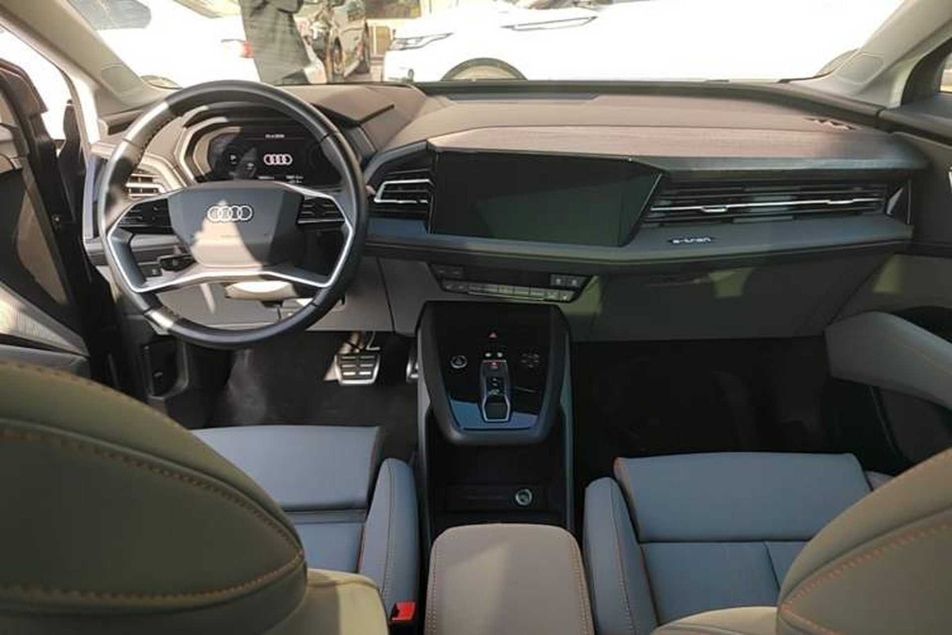 Used Audi Q5 e-tron 2023 40 e-tron Starry Edition Luxury Package Center Console