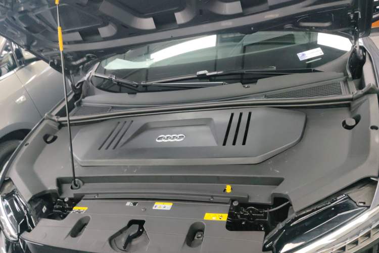 Used Audi Q5 e-tron 2023 40 e-tron Starry Edition Mecha Kit Engine Bay