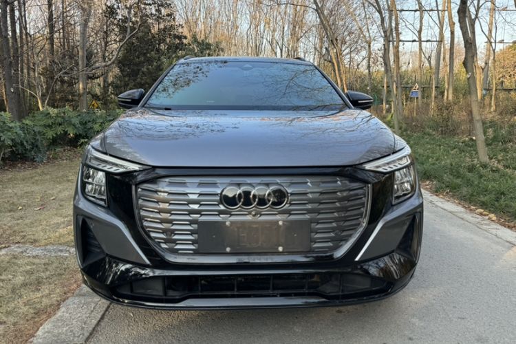 Used Audi Q5 e-tron 2023 40 e-tron Shining Edition Mecha Kit Exterior 1