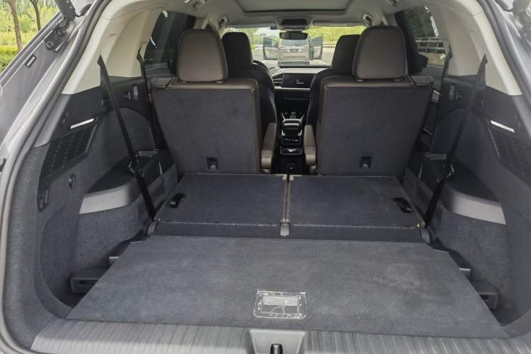 Used Audi Q5 e-tron 2023 40 e-tron Starry Edition Luxury Package Interior 8