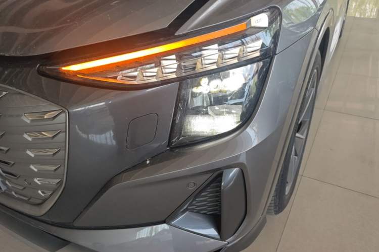 Used Audi Q5 e-tron 2023 40 e-tron Starry Edition Luxury Package Left Front Headlight