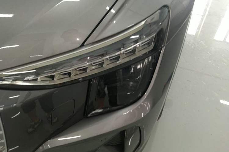 Used Audi Q5 e-tron 2023 40 e-tron Starry Edition Luxury Package Left Front Headlight