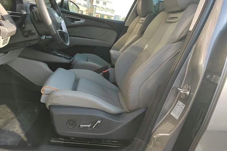 Used Audi Q5 e-tron 2023 40 e-tron Starry Edition Luxury Package Left Front Seat
