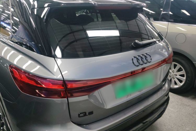 Used Audi Q5 e-tron 2023 40 e-tron Starry Edition Mecha Kit Rear