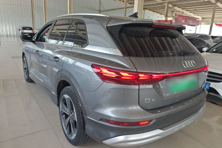 Used Audi Q5 e-tron 2023 40 e-tron Starry Edition Luxury Package Rear Left 45 Deg