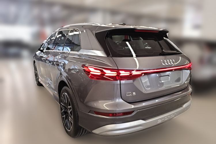 Used Audi Q5 e-tron 2023 40 e-tron Shining Edition Brocade Suit Rear Left 45 Deg