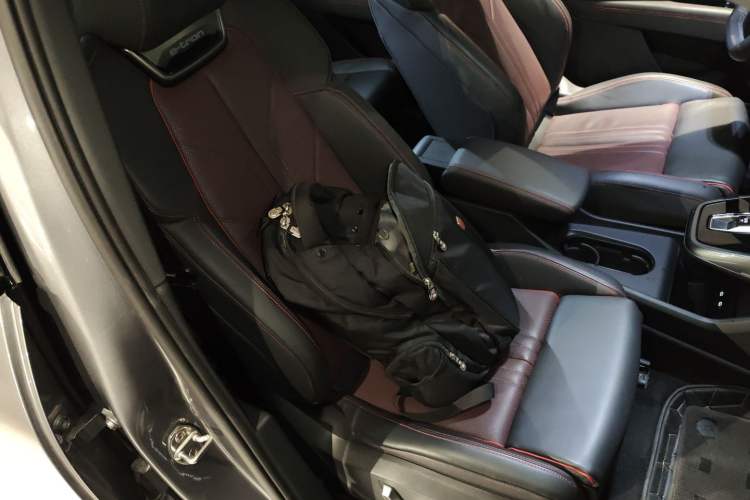 Used Audi Q5 e-tron 2023 40 e-tron Starry Edition Mecha Kit Right Front Seat