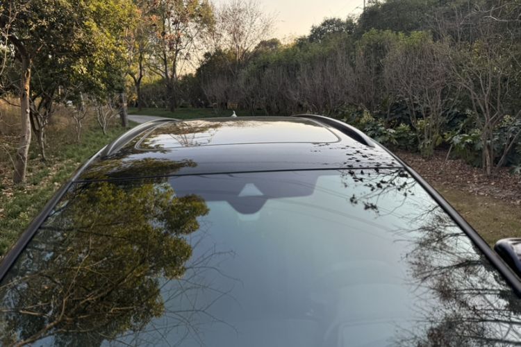 Used Audi Q5 e-tron 2023 40 e-tron Shining Edition Mecha Kit Roof