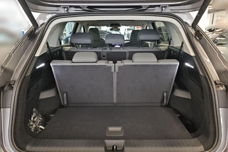 Used Audi Q5 e-tron 2023 40 e-tron Shining Edition Brocade Suit Trunk
