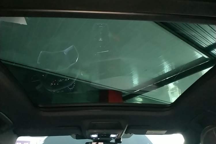 Used Audi Q5 e-tron 2023 40 e-tron Starry Edition Mecha Kit Headliner