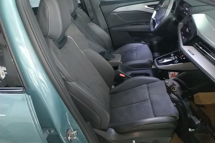 Used Audi Q5 e-tron 2023 40 e-tron Starry Edition Mecha Kit Right Front Seat