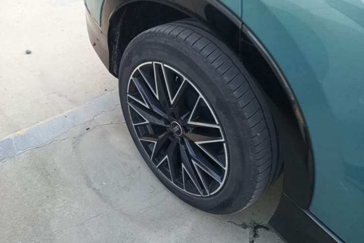 Used Audi Q5 e-tron 2023 40 e-tron Starry Edition Mecha Kit Right Rear Wheel Hub