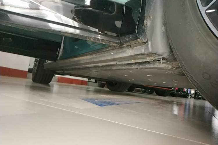 Used Audi Q5 e-tron 2023 40 e-tron Starry Edition Mecha Kit Right Side Sill