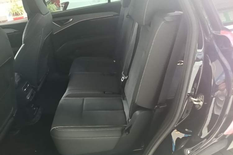 Used Audi Q5 e-tron 2023 40 e-tron Starry Edition Mecha Kit Left Rear Seat