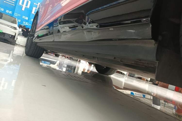 Used Audi Q5 e-tron 2023 40 e-tron Starry Edition Mecha Kit Left Side Sill