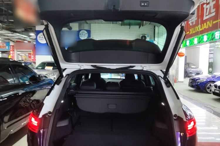 Used Audi Q5 e-tron 2023 40 e-tron Shining Edition Brocade Suit Trunk