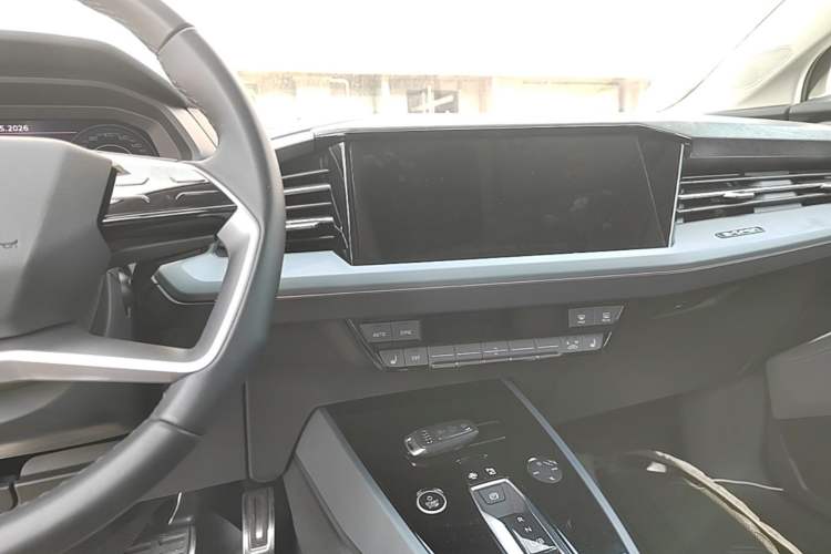 Used Audi Q5 e-tron 2023 40 e-tron Starry Edition Luxury Package Audio And AC Panel