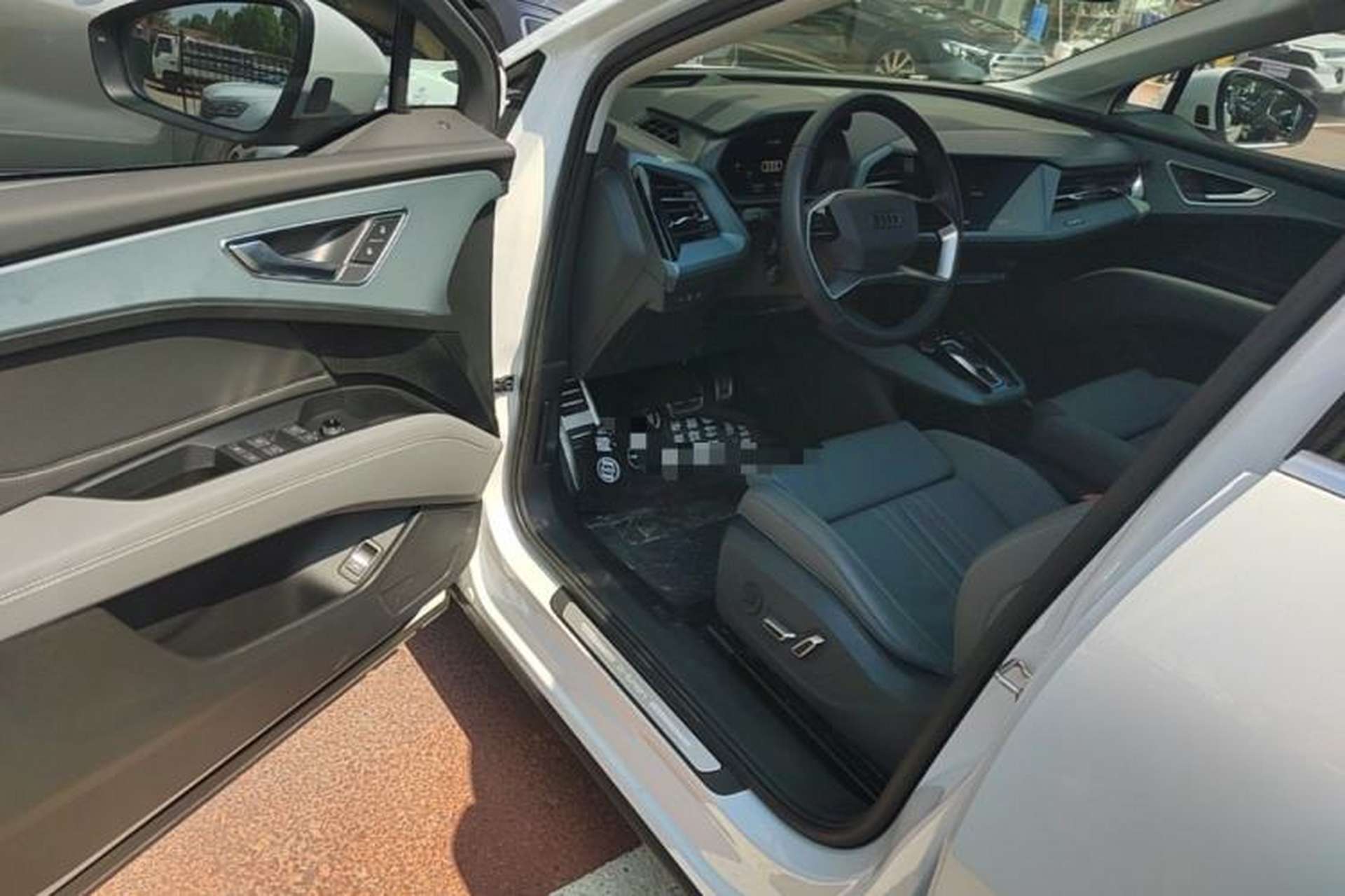 Used Audi Q5 e-tron 2023 40 e-tron Starry Edition Luxury Package Driver Seat