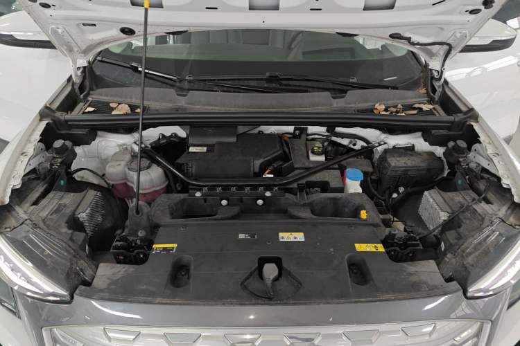Used Audi Q5 e-tron 2023 40 e-tron Starry Edition Mecha Kit Engine Bay