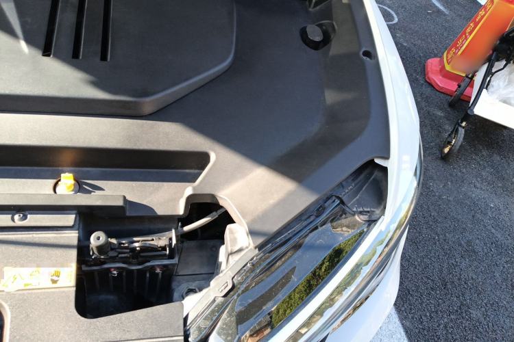 Used Audi Q5 e-tron 2023 40 e-tron Starry Edition Luxury Package Engine Bay Left