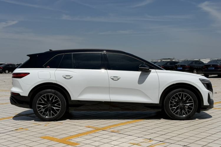 Used Audi Q5 e-tron 2023 40 e-tron Starry Edition Mecha Kit Exterior 1