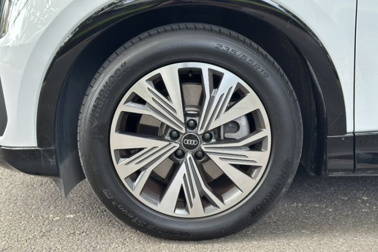 Used Audi Q5 e-tron 2023 40 e-tron Shining Edition Mecha Kit Exterior 5