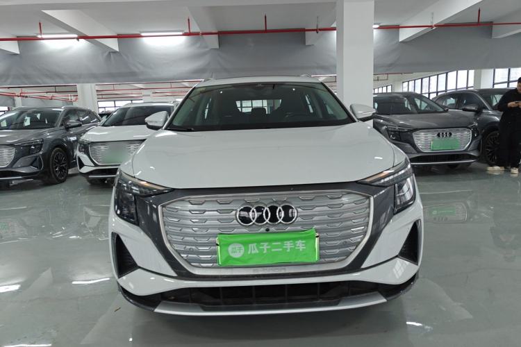 Used Audi Q5 e-tron 2023 40 e-tron Starry Edition Mecha Kit Front