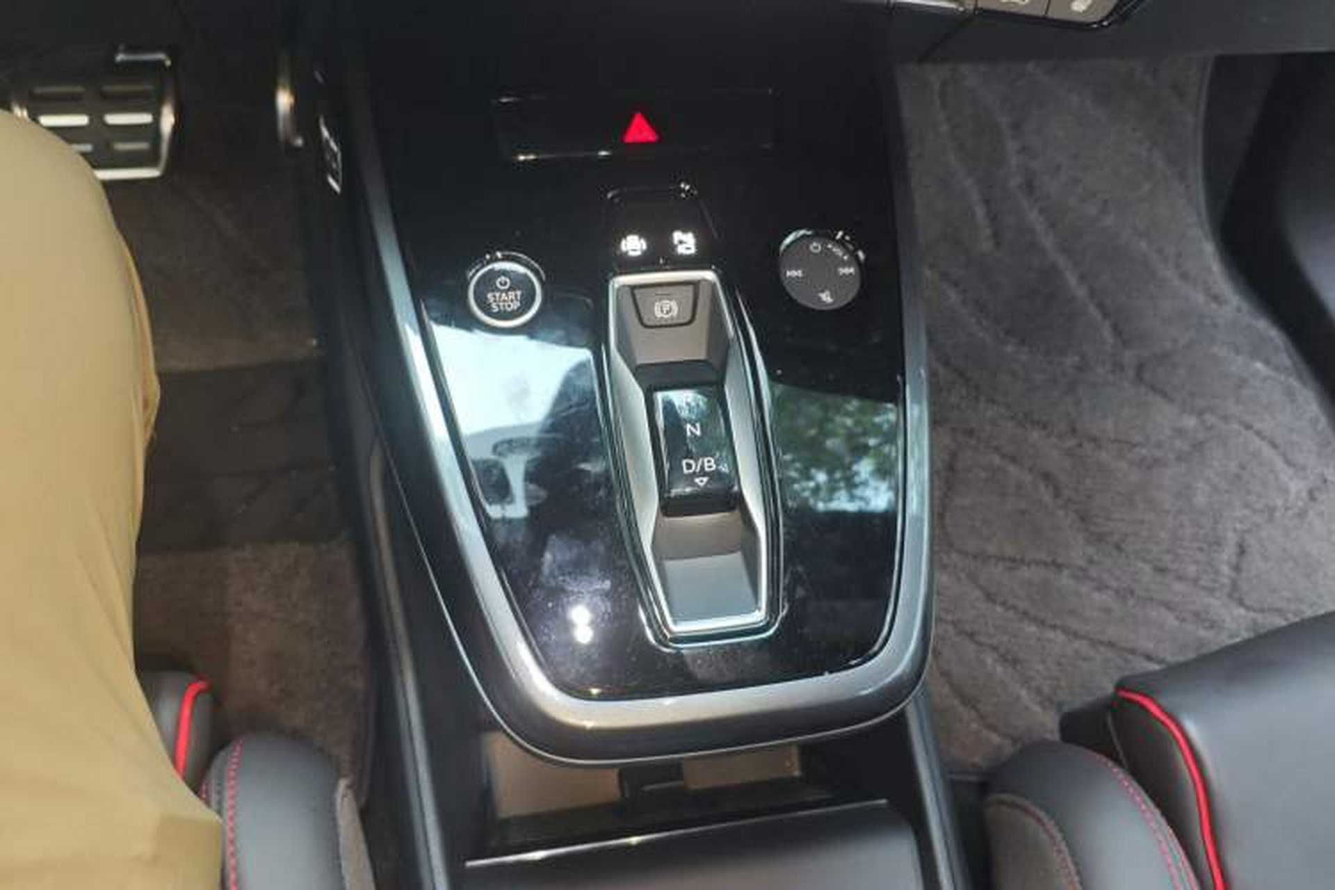 Used Audi Q5 e-tron 2023 40 e-tron Starry Edition White Mage Version Gear Lever