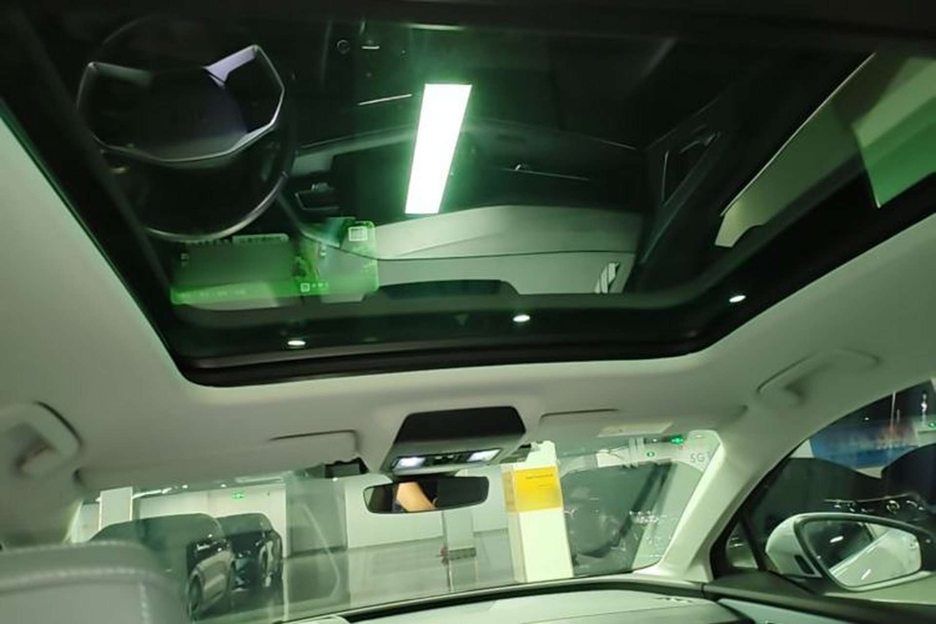 Used Audi Q5 e-tron 2023 40 e-tron Starry Edition Mecha Kit Headliner