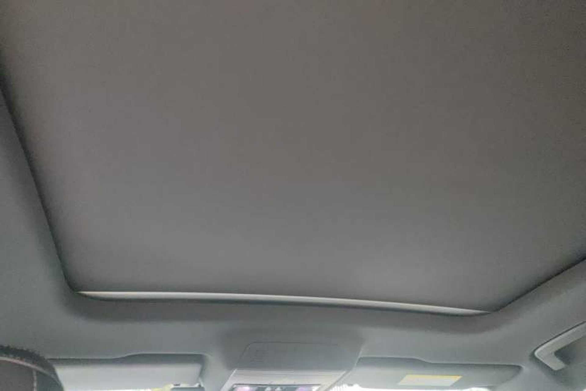 Used Audi Q5 e-tron 2023 40 e-tron Shining Edition Mecha Kit Headliner