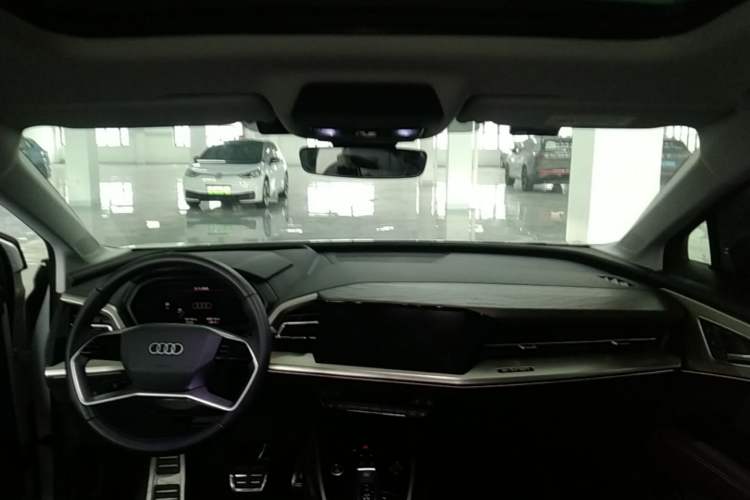 Used Audi Q5 e-tron 2023 40 e-tron Starry Edition Luxury Package Headliner