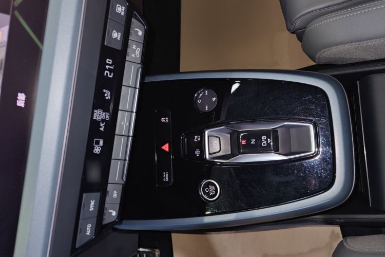 Used Audi Q5 e-tron 2023 40 e-tron Starry Edition Luxury Package Interior 10