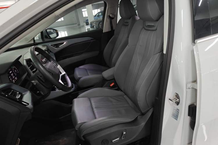 Used Audi Q5 e-tron 2023 40 e-tron Starry Edition Mecha Kit Left Front Seat