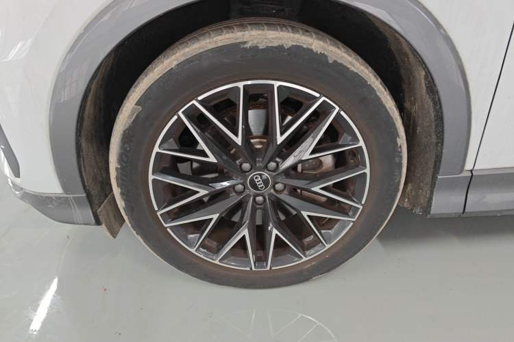 Used Audi Q5 e-tron 2023 40 e-tron Starry Edition Mecha Kit Left Front Wheel Hub