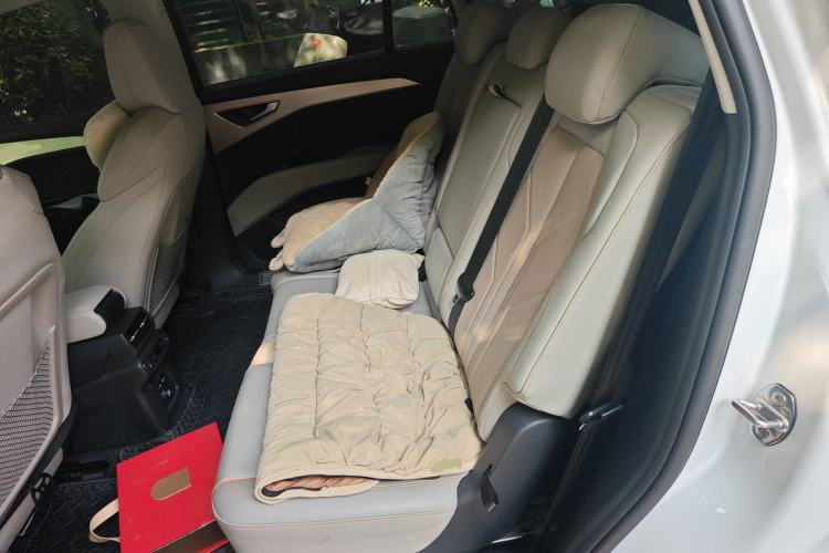 Used Audi Q5 e-tron 2023 40 e-tron Starry Edition Luxury Package Left Rear Seat
