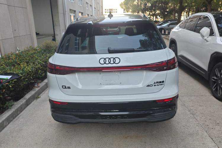 Used Audi Q5 e-tron 2023 40 e-tron Starry Edition White Mage Version Rear