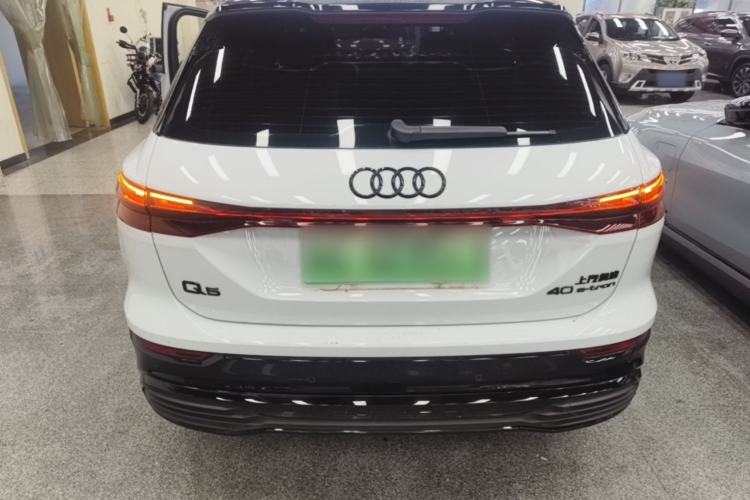 Used Audi Q5 e-tron 2023 40 e-tron Starry Edition Mecha Kit Rear