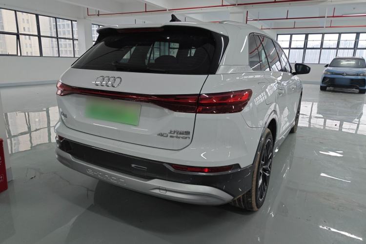 Used Audi Q5 e-tron 2023 40 e-tron Starry Edition Mecha Kit Rear Right 45 Deg