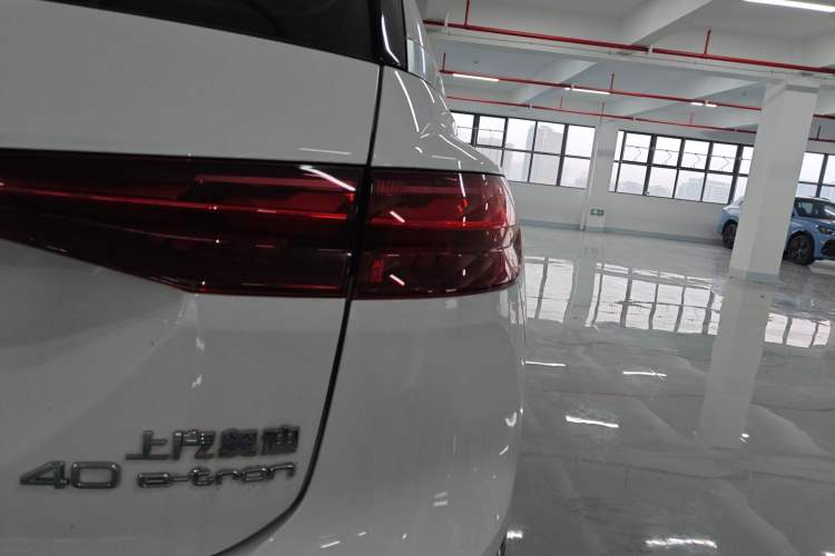 Used Audi Q5 e-tron 2023 40 e-tron Starry Edition Mecha Kit Right Rear Taillight