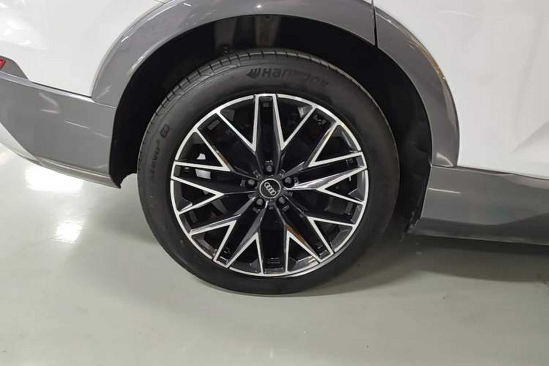 Used Audi Q5 e-tron 2023 40 e-tron Starry Edition Mecha Kit Right Rear Wheel Hub
