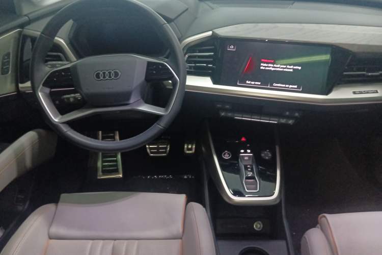 Used Audi Q5 e-tron 2023 40 e-tron Starry Edition Luxury Package Steering Wheel