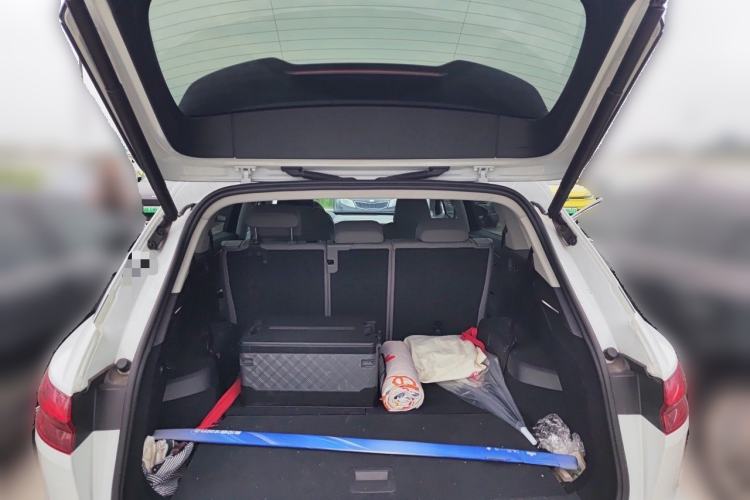 Used Audi Q5 e-tron 2023 40 e-tron Starry Edition Luxury Package Trunk
